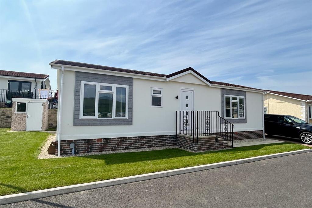 Swanage, Dorset, BH19 2 bed park home for sale £335,000