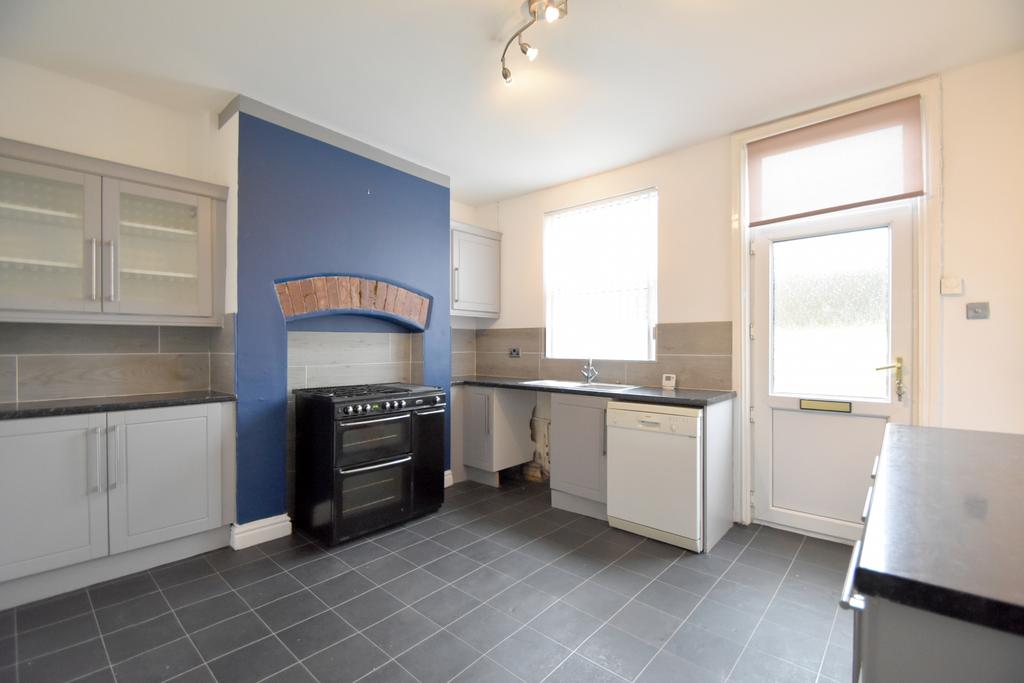 New Street,Kippax, Leeds, LS25 2 bed terraced house £695 pcm (£160 pw)