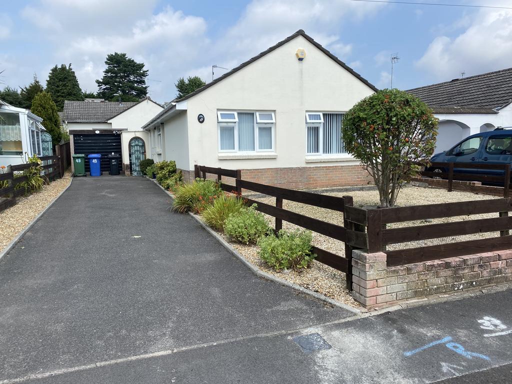 Gussage Road, Poole BH12 2 bed detached bungalow £325,000