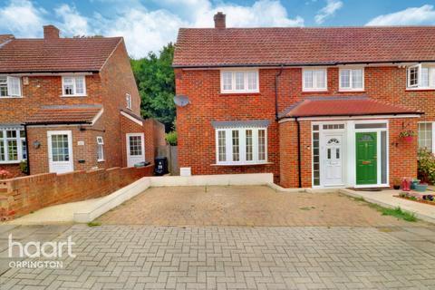 20 Whitewebbs Way, Orpington, BR5 2TJ