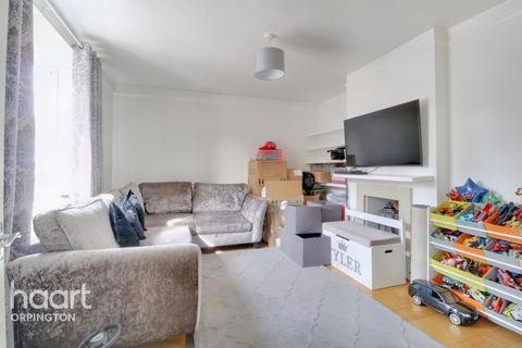 20 Whitewebbs Way, Orpington, BR5 2TJ
