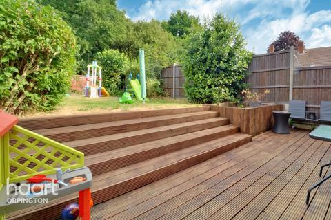20 Whitewebbs Way, Orpington, BR5 2TJ