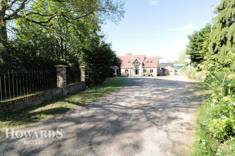 4 bedroom barn conversion for sale - Church Road, Beccles