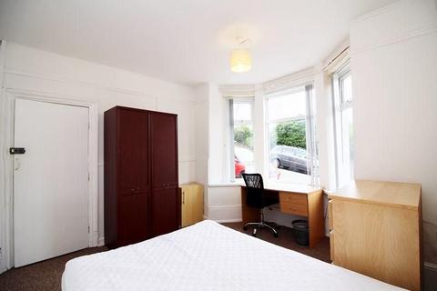 5 bedroom house share to rent, Room 5, 4 Stow Hill, Pontypridd
