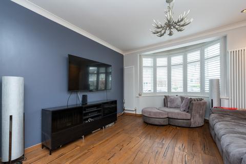 3 bedroom terraced house for sale - Wadham Avenue, Walthamstow, E17