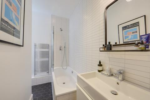 11 Theodore Road, London, SE13 6HT
