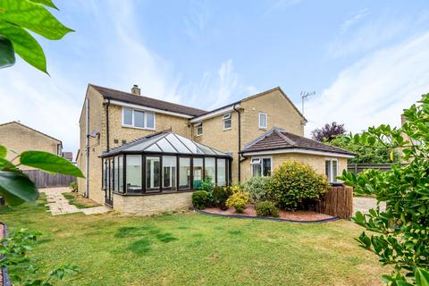 32 Corbett Road, Carterton, OX18 3LD