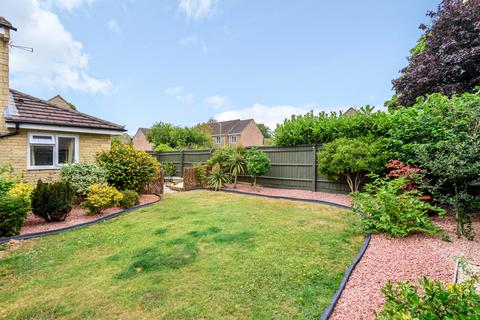 32 Corbett Road, Carterton, OX18 3LD
