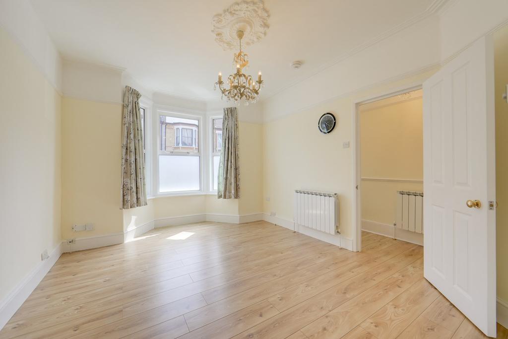 Fernbrook Road, Hither Green, London, SE13 4 bed terraced house for