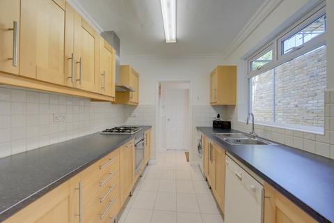 156 Fernbrook Road, London, SE13 5NH