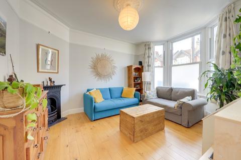 13a Theodore Road, London, SE13 6HT