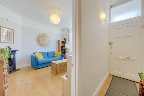 13a Theodore Road, London, SE13 6HT