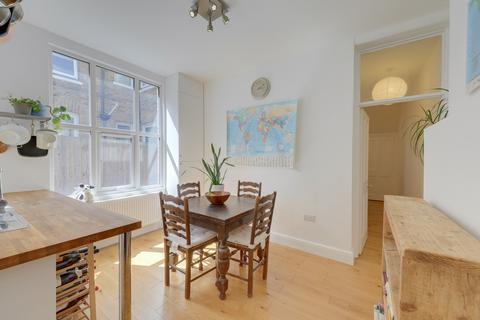13a Theodore Road, London, SE13 6HT
