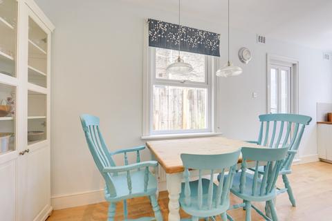 135 Mount Pleasant Road, London, SE13 6HX