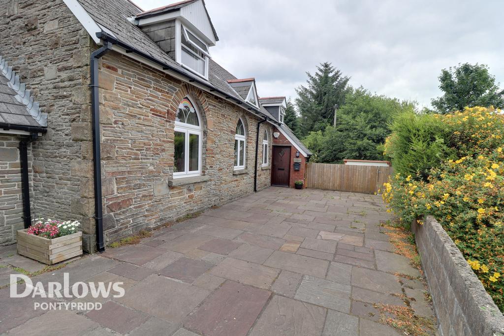 Penycoedcae, Pontypridd 3 bed detached house £350,000