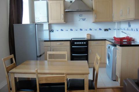 2 bedroom apartment to rent, Upton Lane, Forest Gate