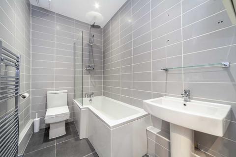 2 bedroom flat to rent, Josephine Avenue, SW2