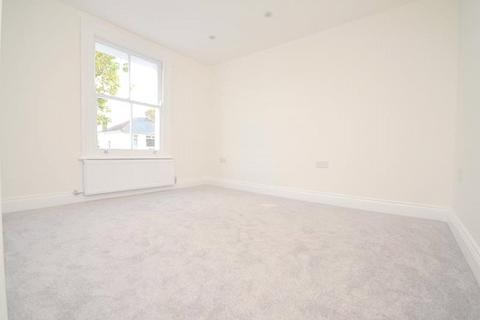 3 bedroom detached house to rent - St Marys, Upminster, Essex, RM14