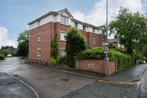 Lever Court, Salford