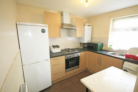 1 bedroom flat for sale, Netley Road, Ilford, Essex, IG2