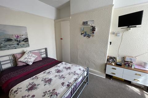 6 bedroom terraced house for sale - Eaves Street, Blackpool FY1