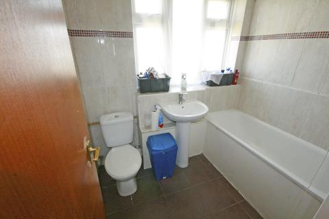 1 bedroom flat for sale - , Ilford, Essex, IG6
