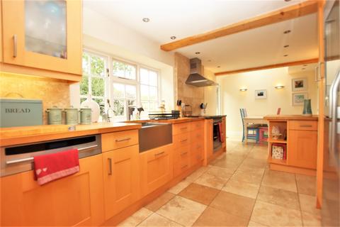3 bedroom semi-detached house for sale, The Street, Suffield