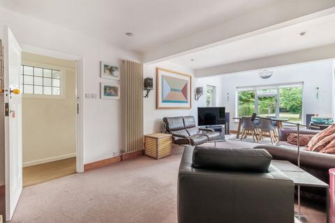 Oakwood Burtons Lane, Chalfont St Giles, HP8 4BB