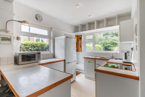 Oakwood Burtons Lane, Chalfont St Giles, HP8 4BB
