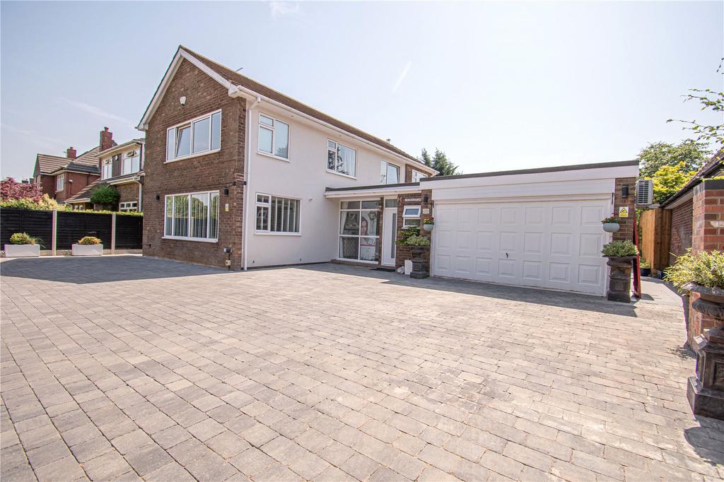 Kingsway, Scunthorpe, North Lincolnshire, DN17 4 bed detached house for
