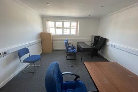 Office to rent - York House, 140 High Town Road
