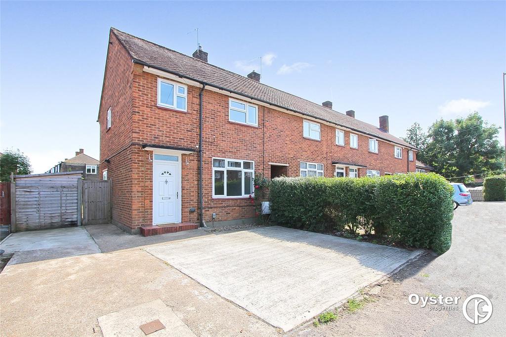 Oxhey Drive, Watford, Hertfordshire, WD19 3 bed end of terrace house