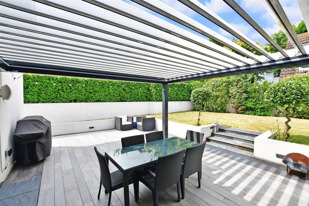 Patio/Decking