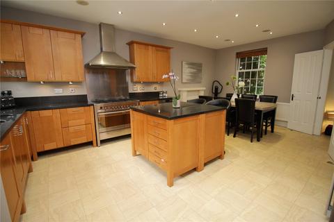 5 bedroom detached house to rent, Billers Chase, Chelmsford Garden, Chelmsford, CM1