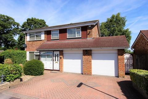 7 Cherry Close, Banstead, SM7 1LF