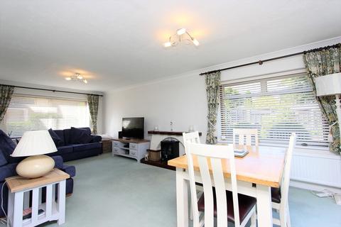 7 Cherry Close, Banstead, SM7 1LF