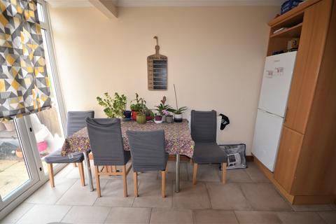 12 Cornwall Road, Kettering, NN16 8PD