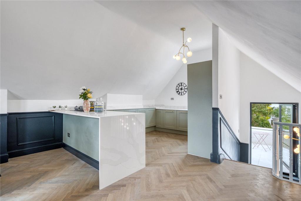 Kitchen/Dining