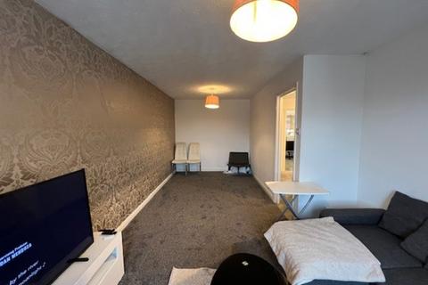 2 bedroom apartment to rent, Eagle Close, Waltham Abbey