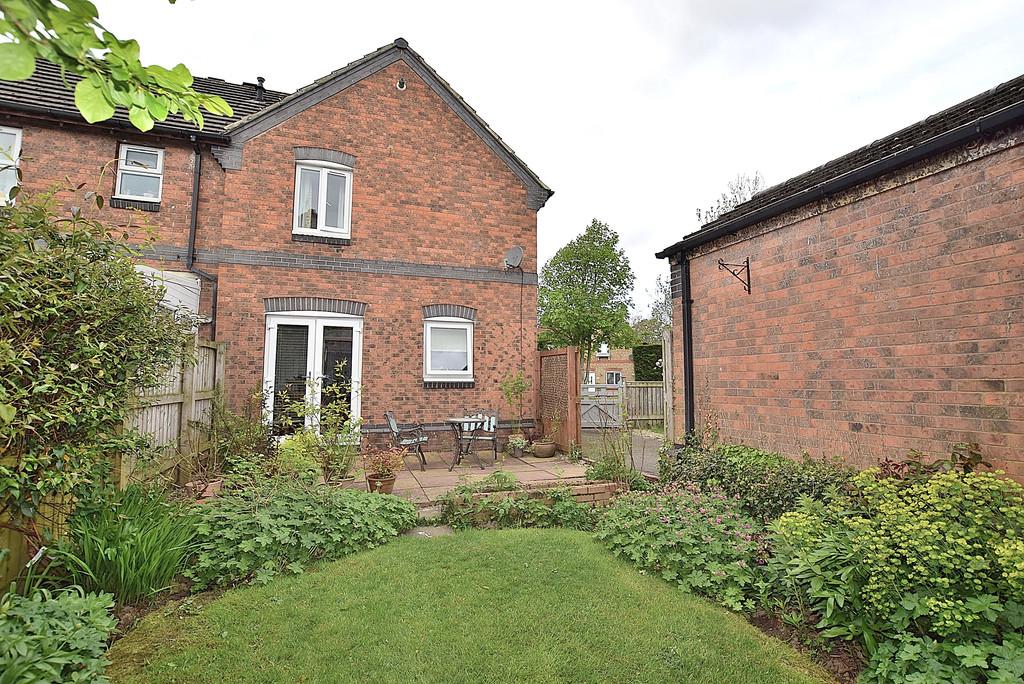 Oak Tree Avenue, Scotton 3 bed semidetached house £199,999