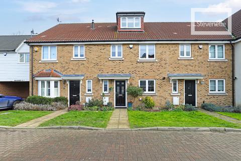 92 Blenheim Square, North Weald, Epping, CM16 6FQ