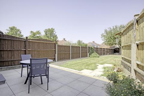 133 Wricklemarsh Road, London, SE3 8DL