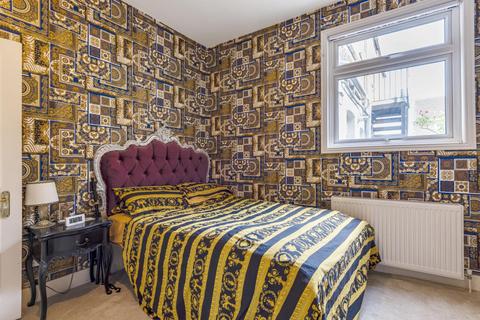 186 Effra Road, Wimbledon, London, SW19 8QA