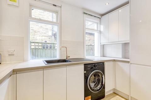 186 Effra Road, Wimbledon, London, SW19 8QA