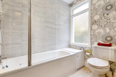186 Effra Road, Wimbledon, London, SW19 8QA