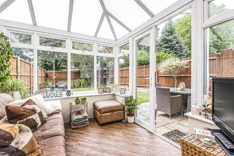13 Regency Mews, Beckenham, BR3 5FG