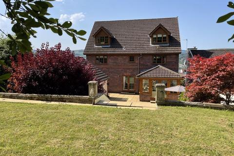 32 Cenarth Drive, Aberdare, CF44 0NH