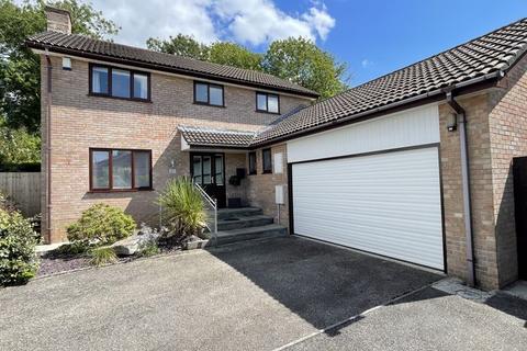 17 Epworth Close, Truro, TR1 1UP