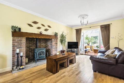 5 bedroom detached house for sale, Denison Court, Wavendon Gate, Milton Keynes, Buckinghamshire, MK7