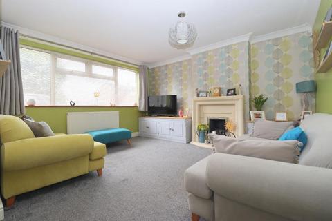 55 Butely Road, Luton, LU4 9EW